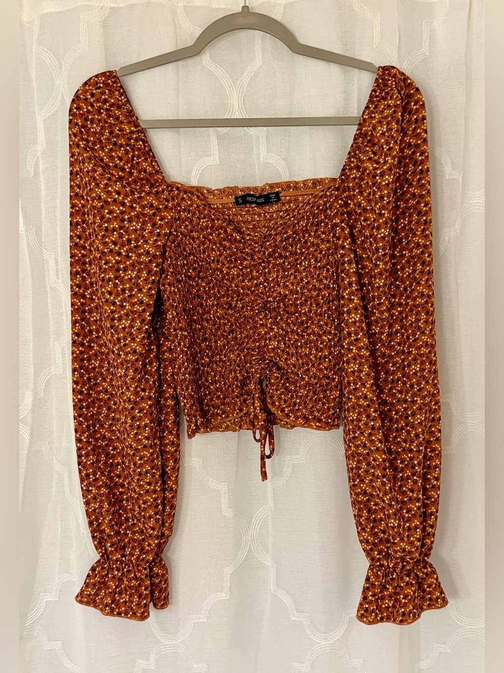 Hesperus Small Rust Floral Ruched Puff Sleeve Crop Top